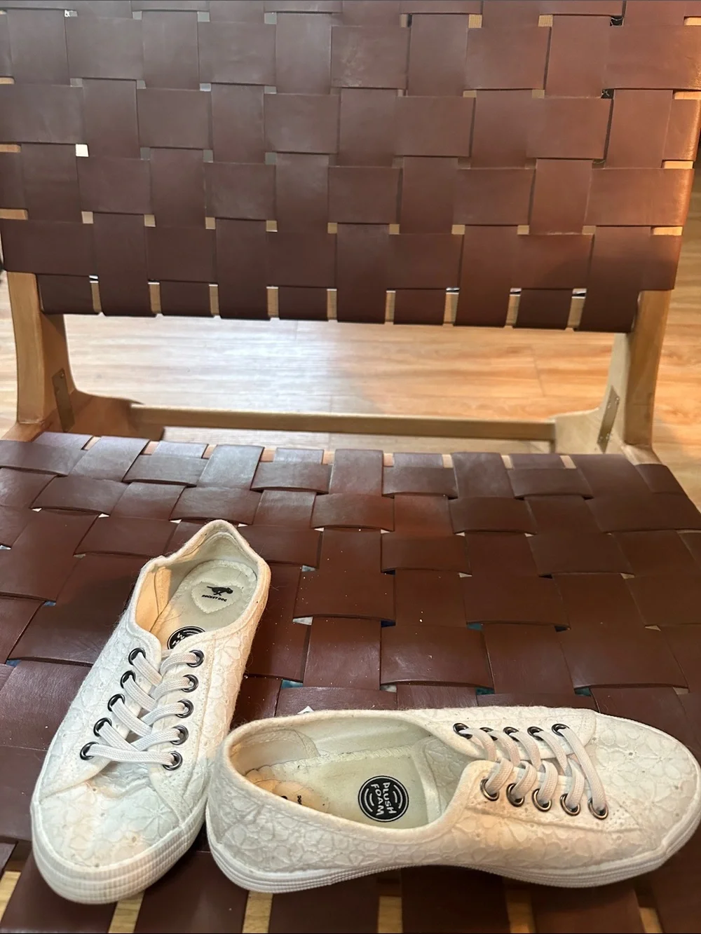Rockport Lace-Textured Cream Casual Sneakers